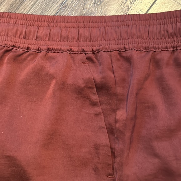 Banana Republic Satin Shorts - Picture 3 of 5